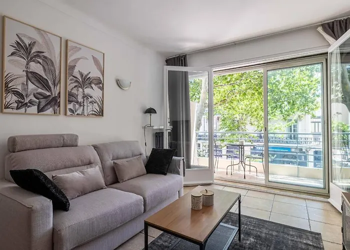 29 Carnot - Chaleureux Avec Balcon - Centre