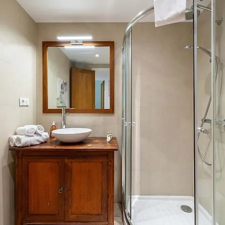 29 Carnot - Chaleureux Avec Balcon - Centre *